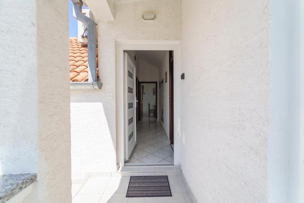 Apartment Nada ペトルチャネ エクステリア 写真