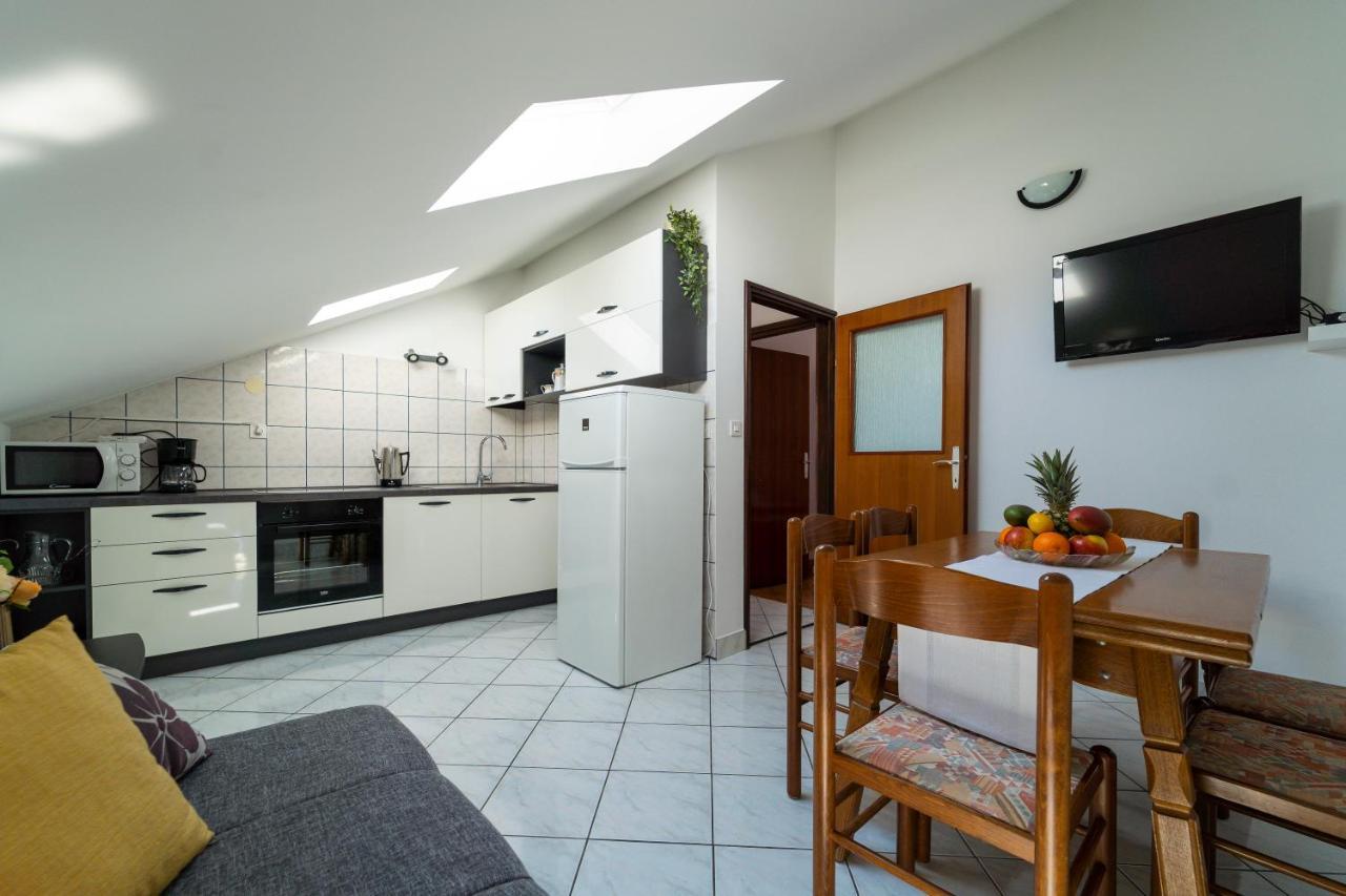 Apartment Nada ペトルチャネ エクステリア 写真