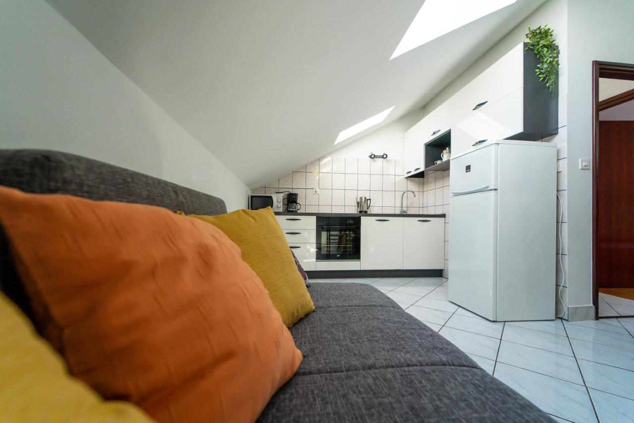 Apartment Nada ペトルチャネ エクステリア 写真