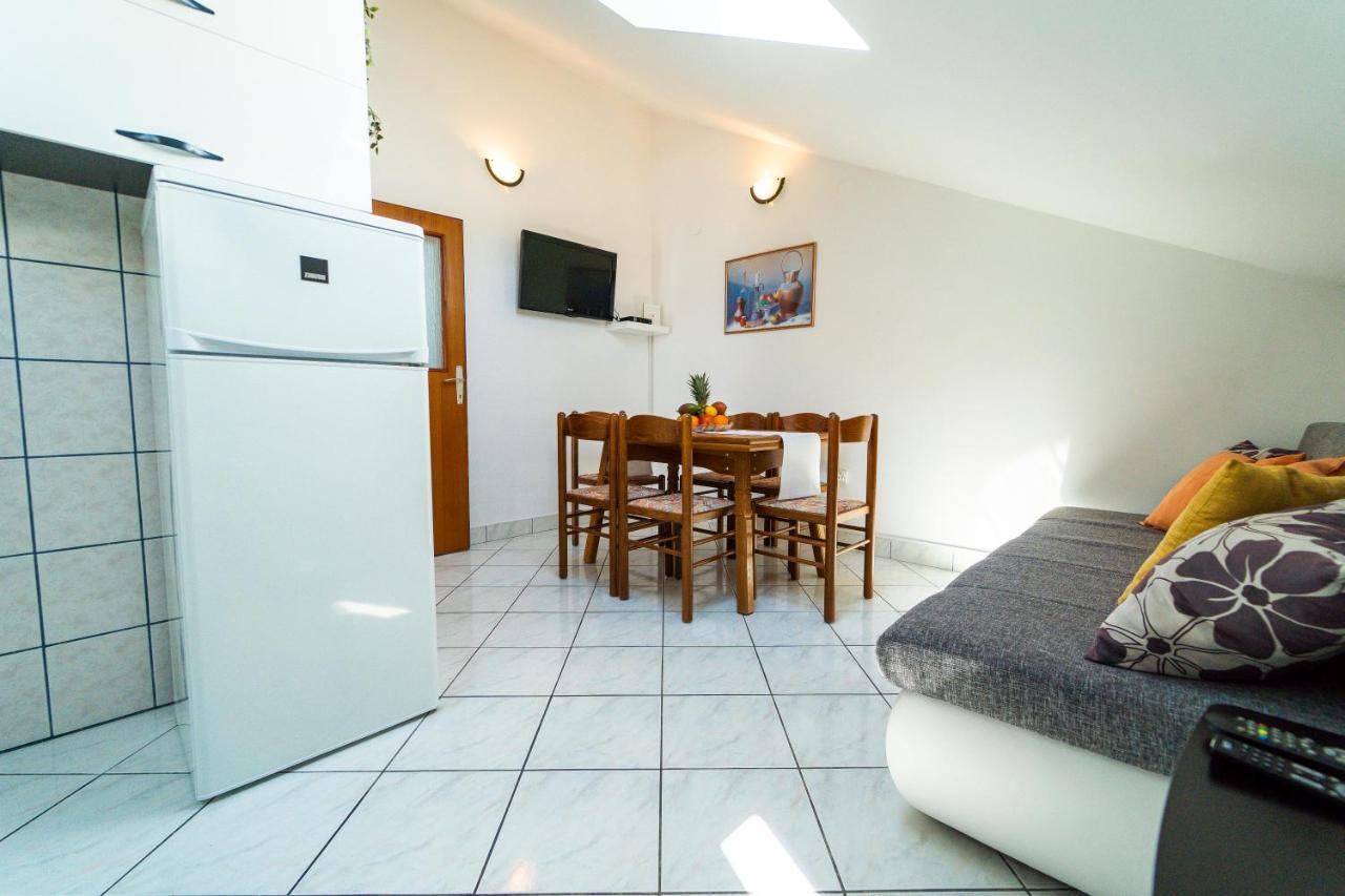 Apartment Nada ペトルチャネ エクステリア 写真