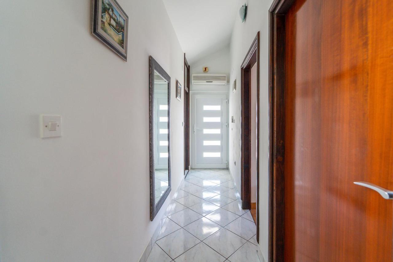 Apartment Nada ペトルチャネ エクステリア 写真