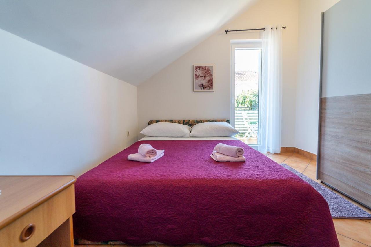 Apartment Nada ペトルチャネ エクステリア 写真