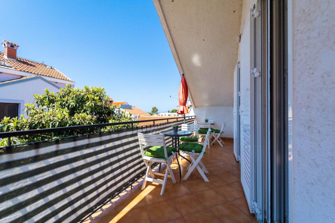 Apartment Nada ペトルチャネ エクステリア 写真