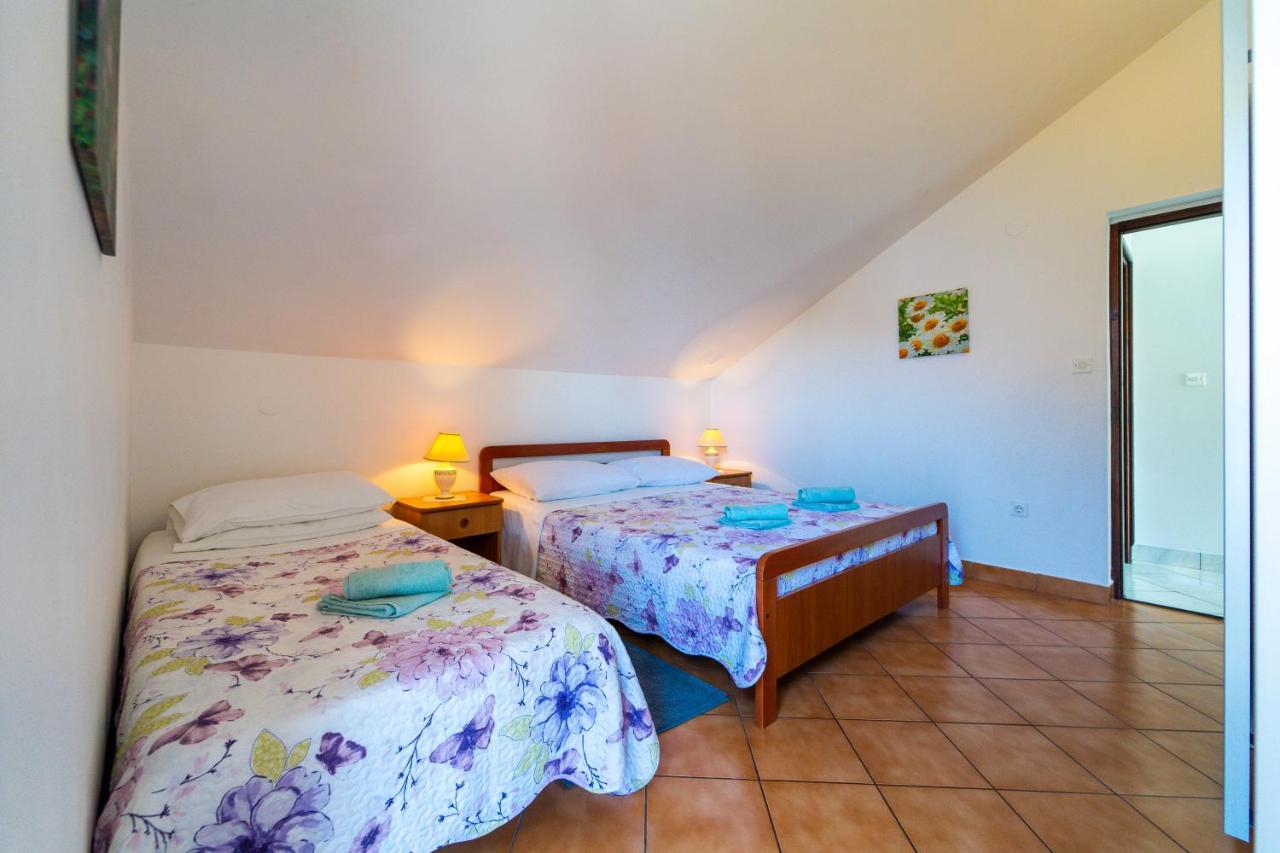 Apartment Nada ペトルチャネ エクステリア 写真